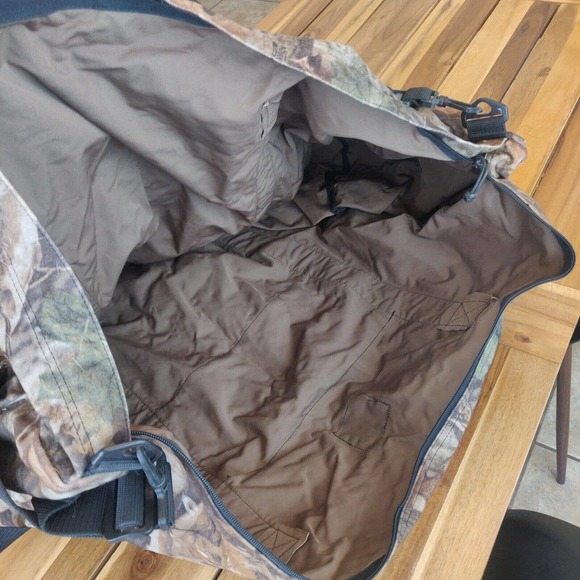 Mad Dog Gear Large Hunting Bag Advantage Timber Camouflage Zipper Shoulder - Picture 6 of 6